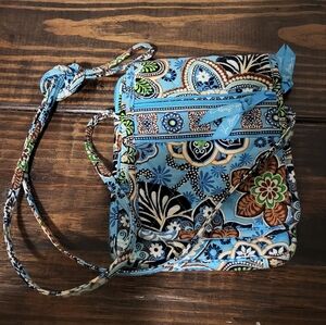 Vera Bradley Crossbody bag